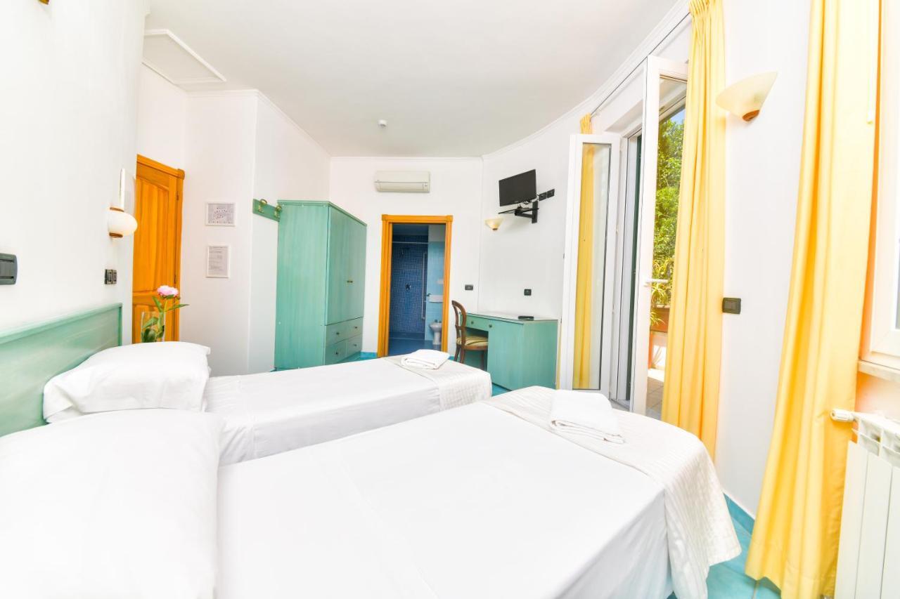 Pineta Hotel 3*