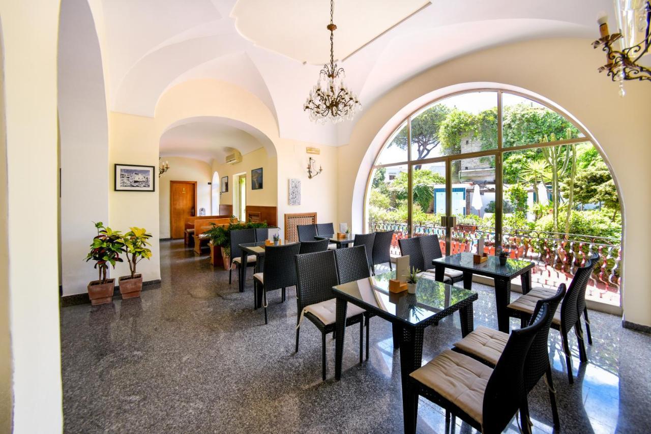 Pineta 3* Ischia