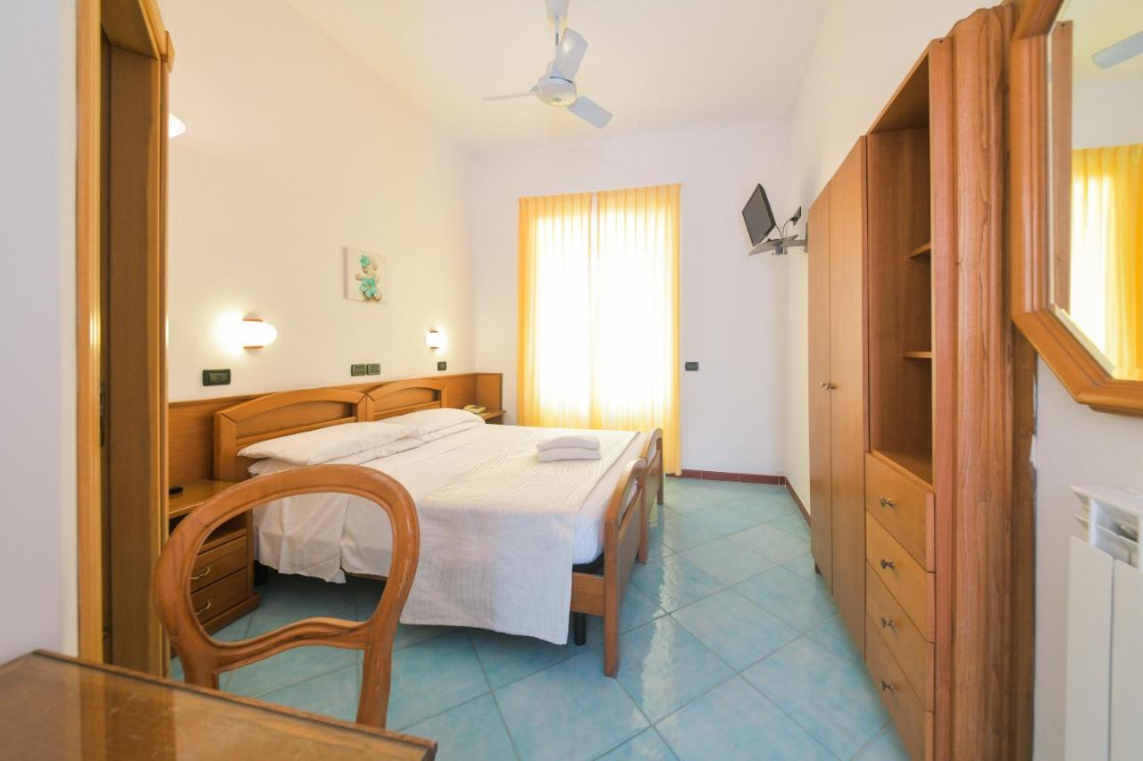 Pineta Hotel 3*