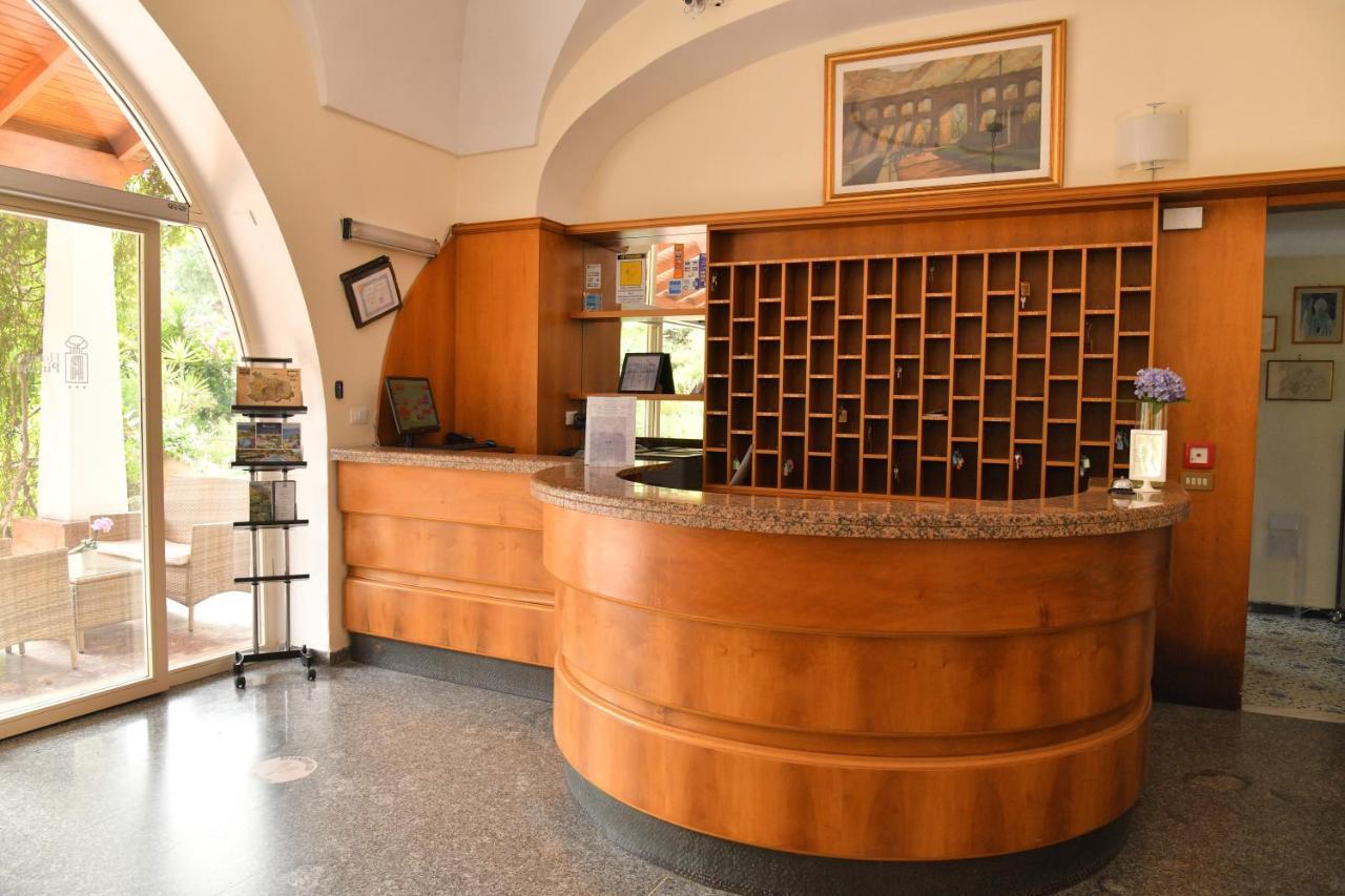 Pineta Hotel 3*