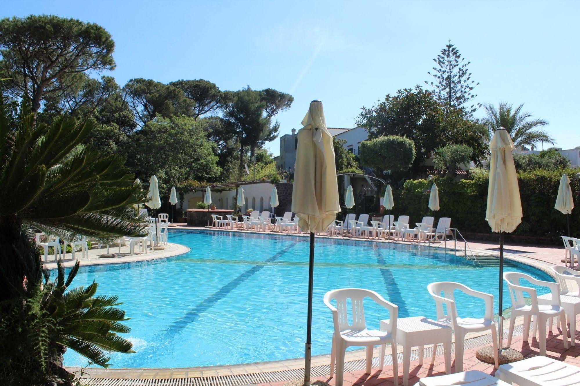 Pineta Hotel 3*